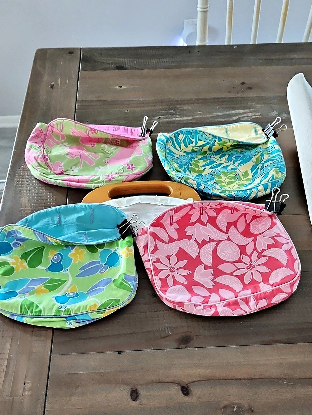 Lilly Pulitzer Reversible Bermuda Bag Covers & Wood Handle